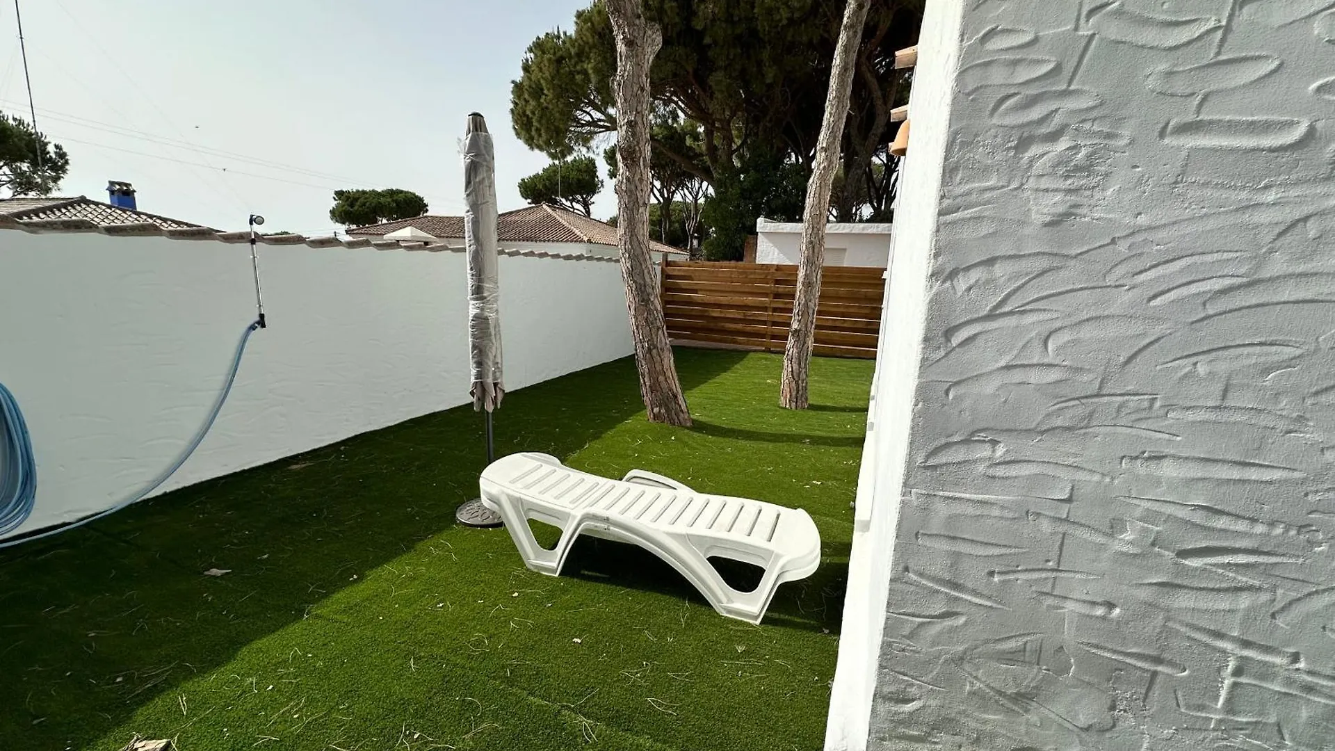 Country house Cocos Sun Guest House Chiclana de la Frontera